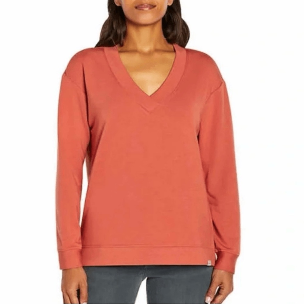 Orvis Women's V-Neck Sweater in Warm Orange